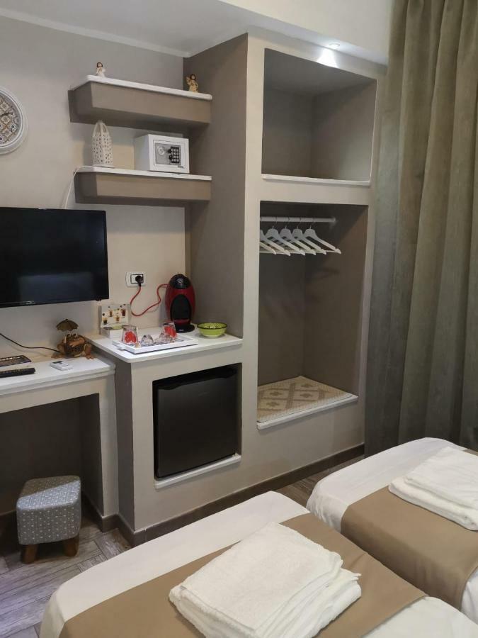 Deluxe Double or Twin Room City View