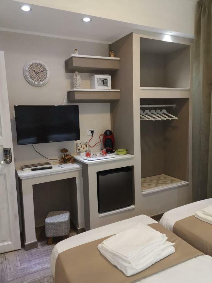 Deluxe Double or Twin Room City View