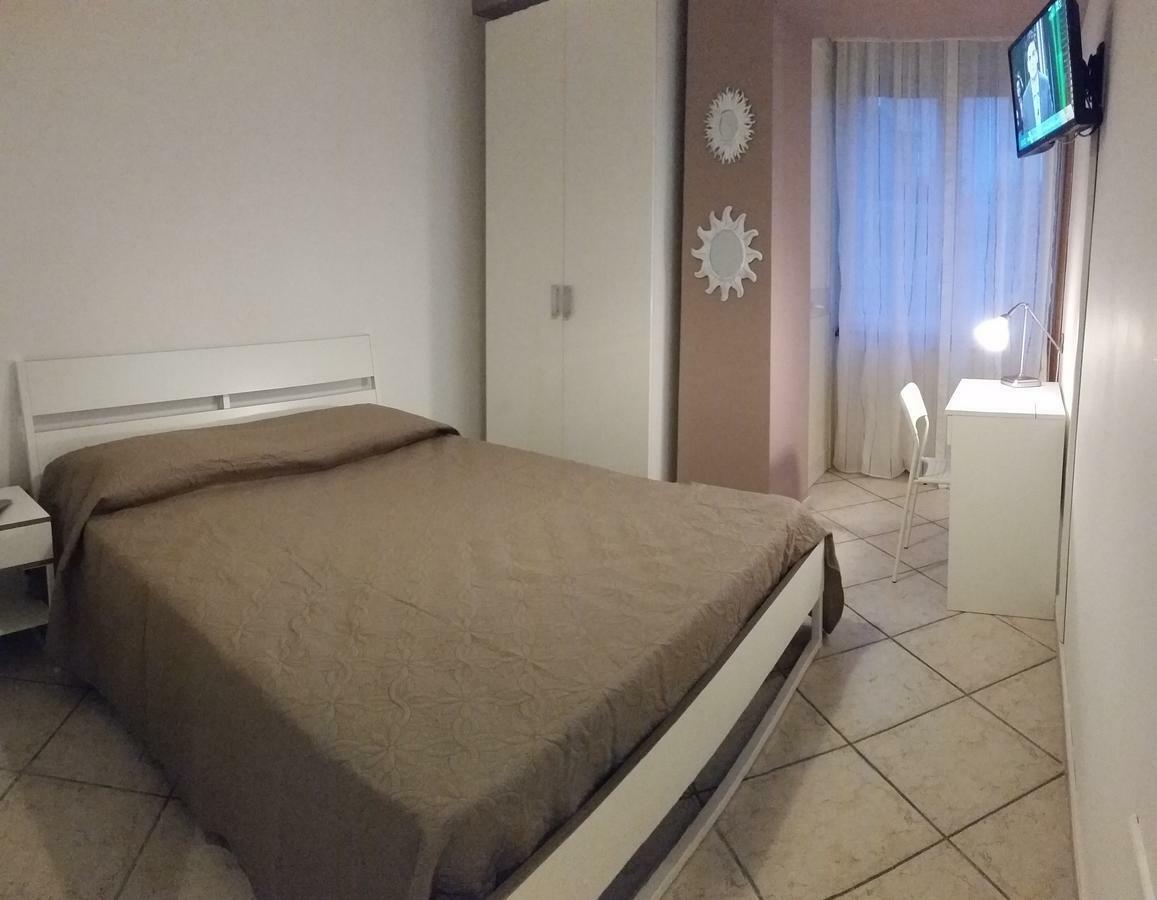 Deluxe Double Room with Bath,850680284:JPEG