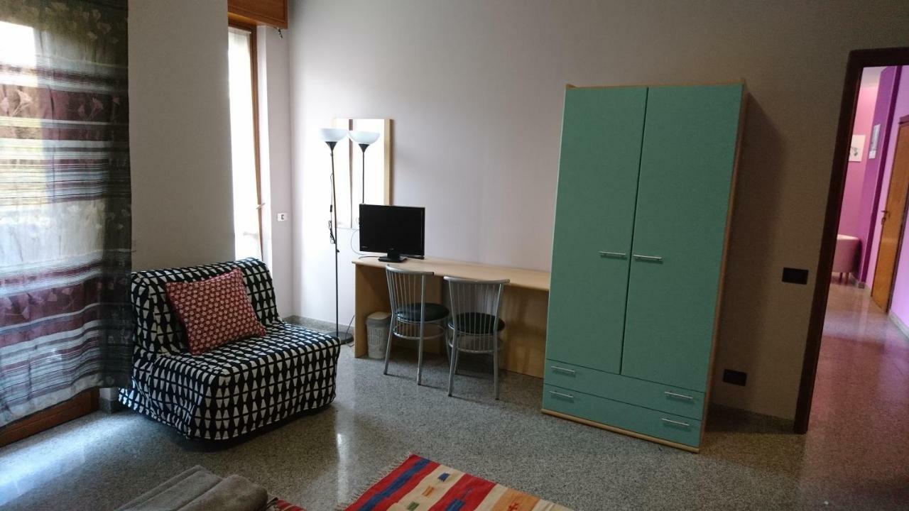 Camera Familiare con Bagno in Comune