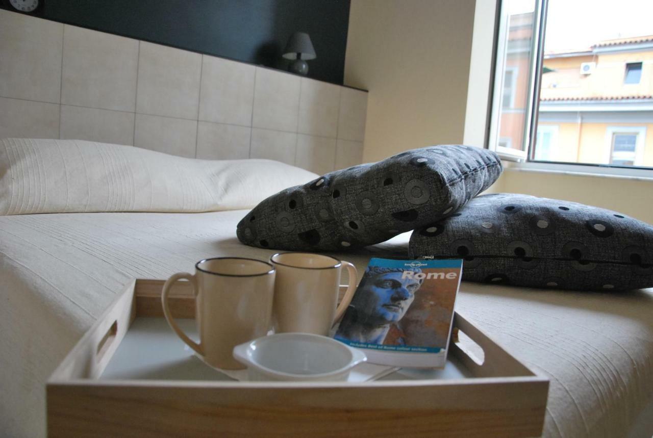 Double Room with Private Bathroom,875234546:JPEG