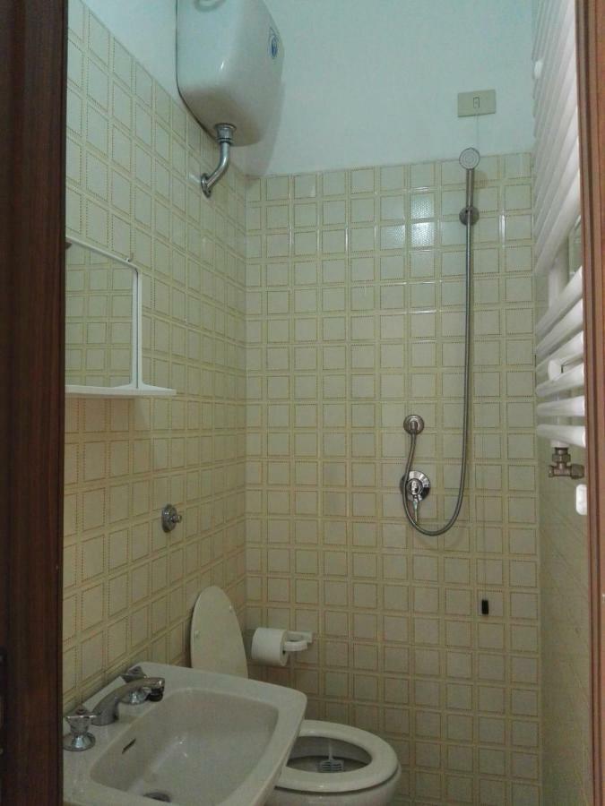 Camera Singola con Bagno Privato