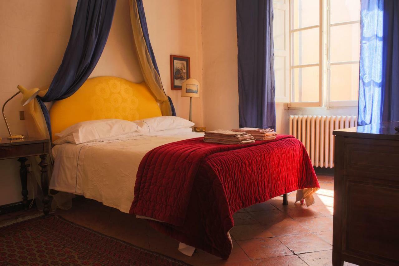 Double Room with Private Bathroom,861182264:JPEG