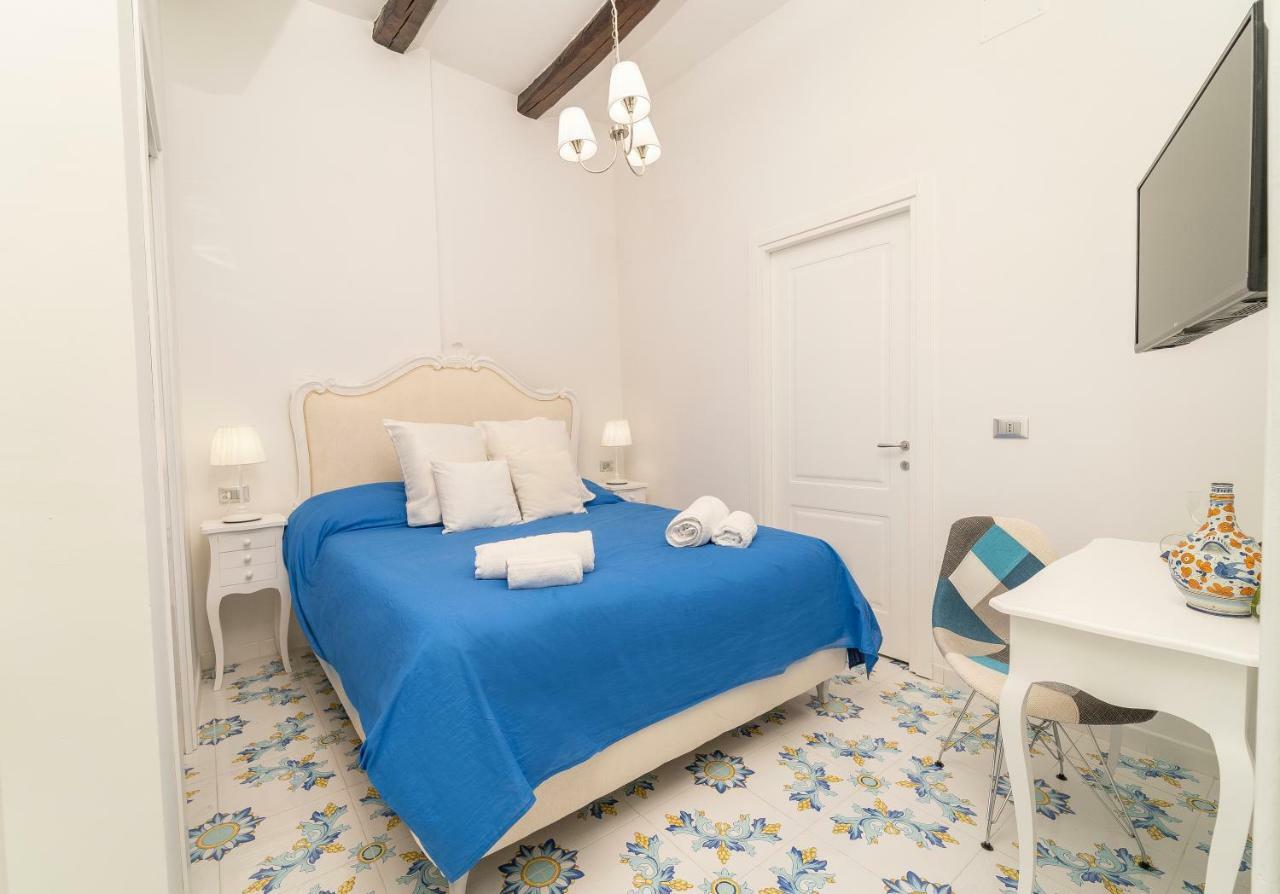 Double Room,899766229:JPEG
