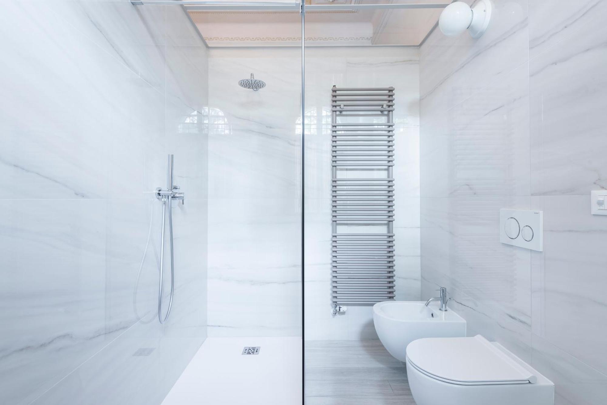 Camera Matrimoniale/Doppia con Letti Singoli con Bagno Privato Esterno