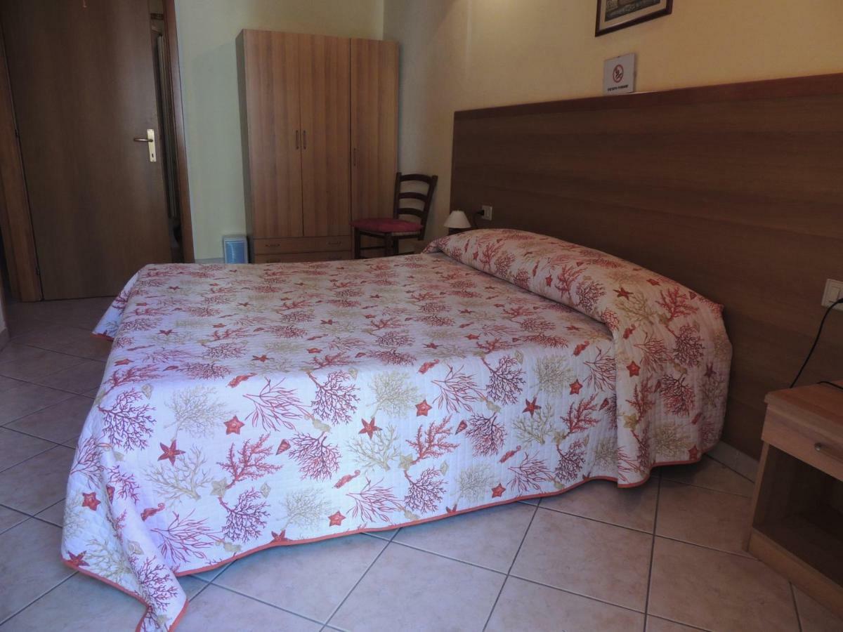 Double Room Balcony,891851833:JPEG