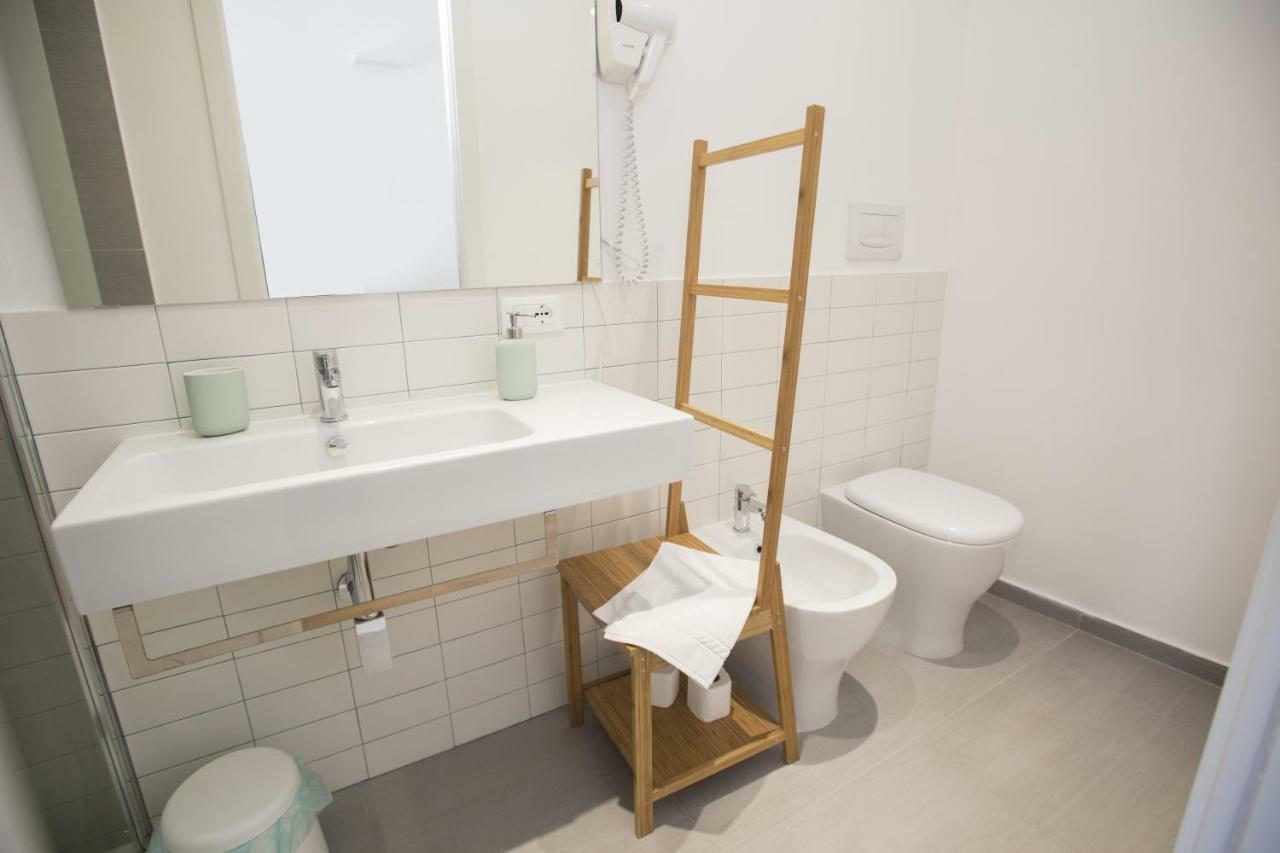 Triple Room with Private Bathroom,891875494:JPEG
