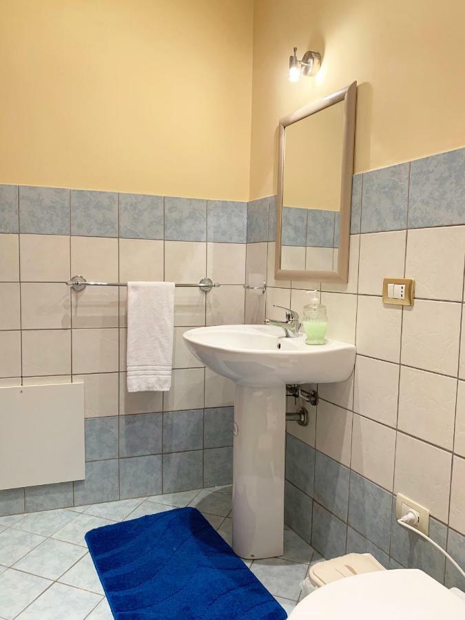 Camera Doppia con Letti Singoli con Bagno Privato Esterno