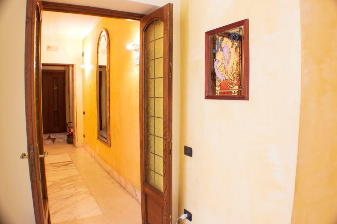 Double Room with Private External Bathroom,1526556502:JPEG