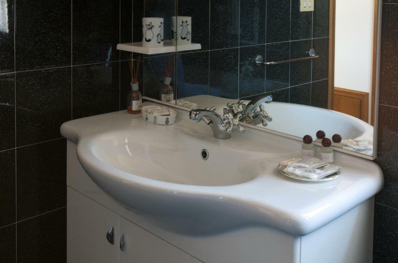 Camera Matrimoniale con Bagno Privato