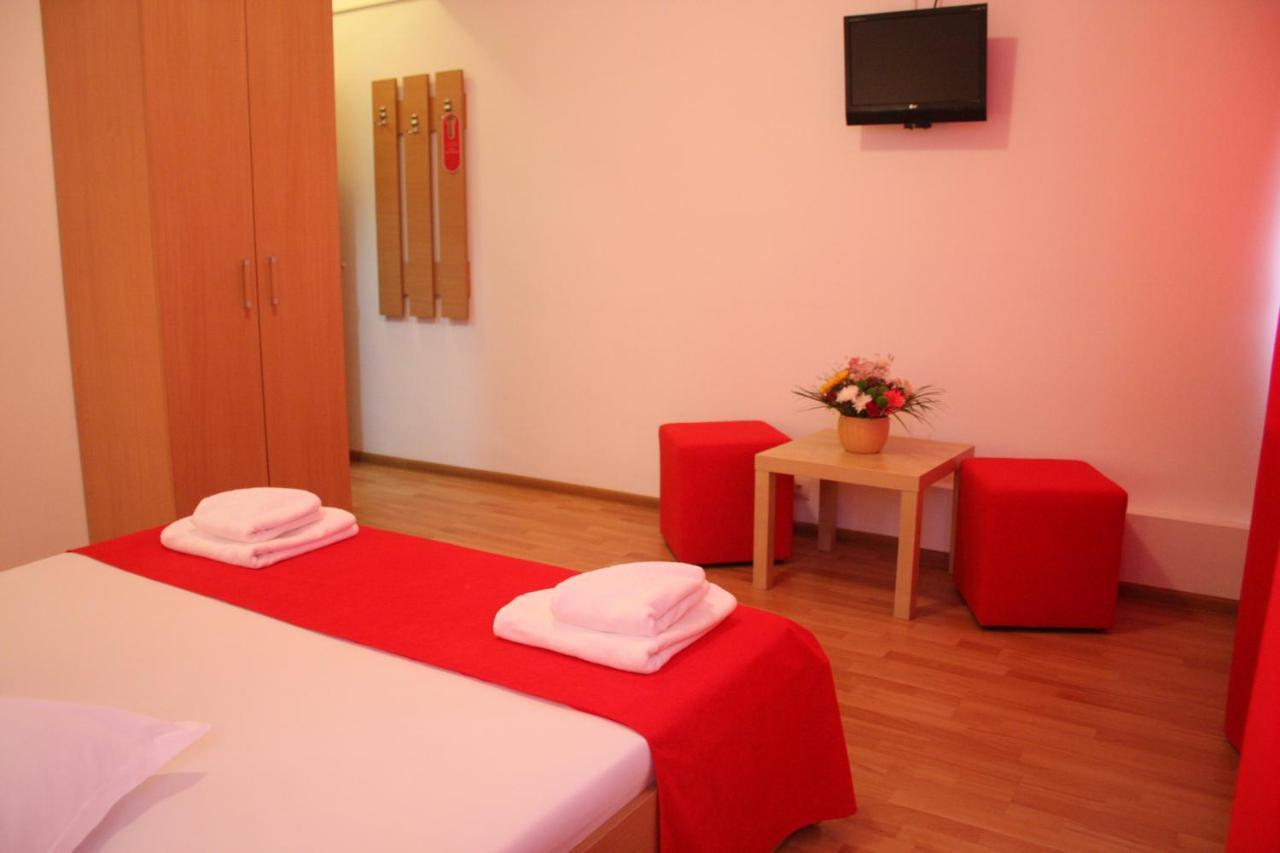 Double Room Private Bathroom