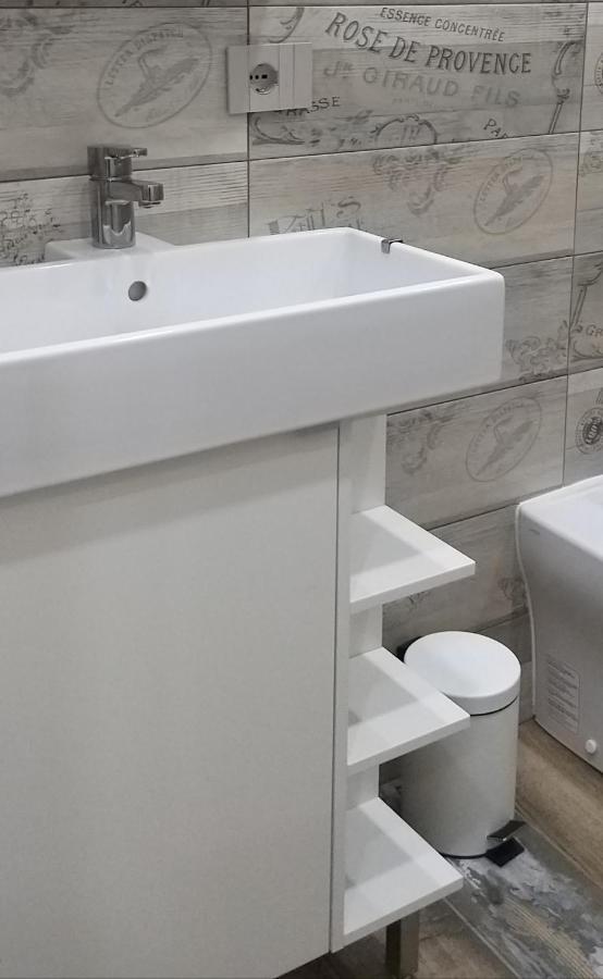 Deluxe Apartment,928521490:JPEG