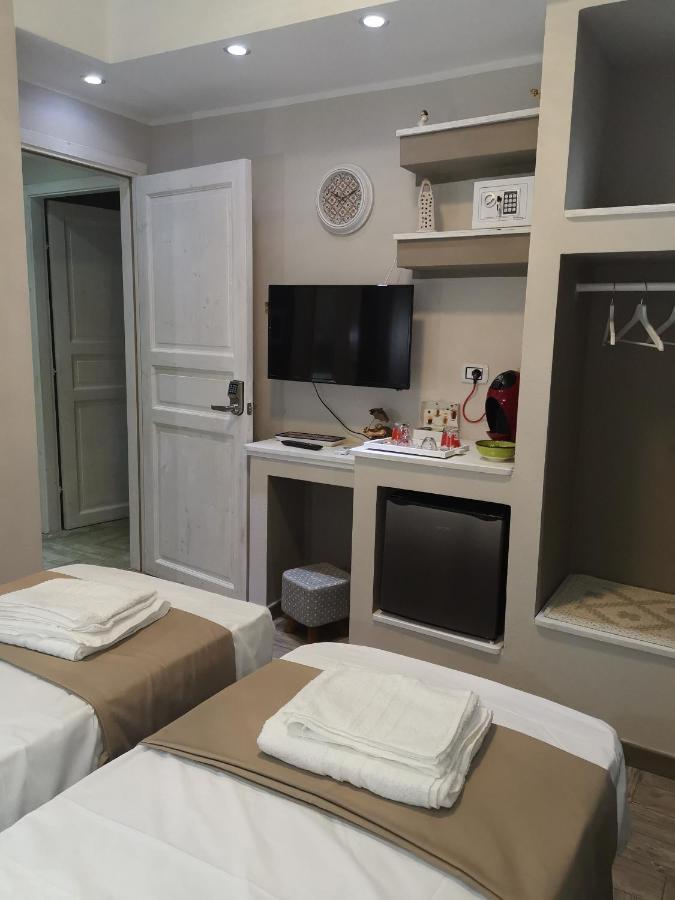 Deluxe Double or Twin Room City View