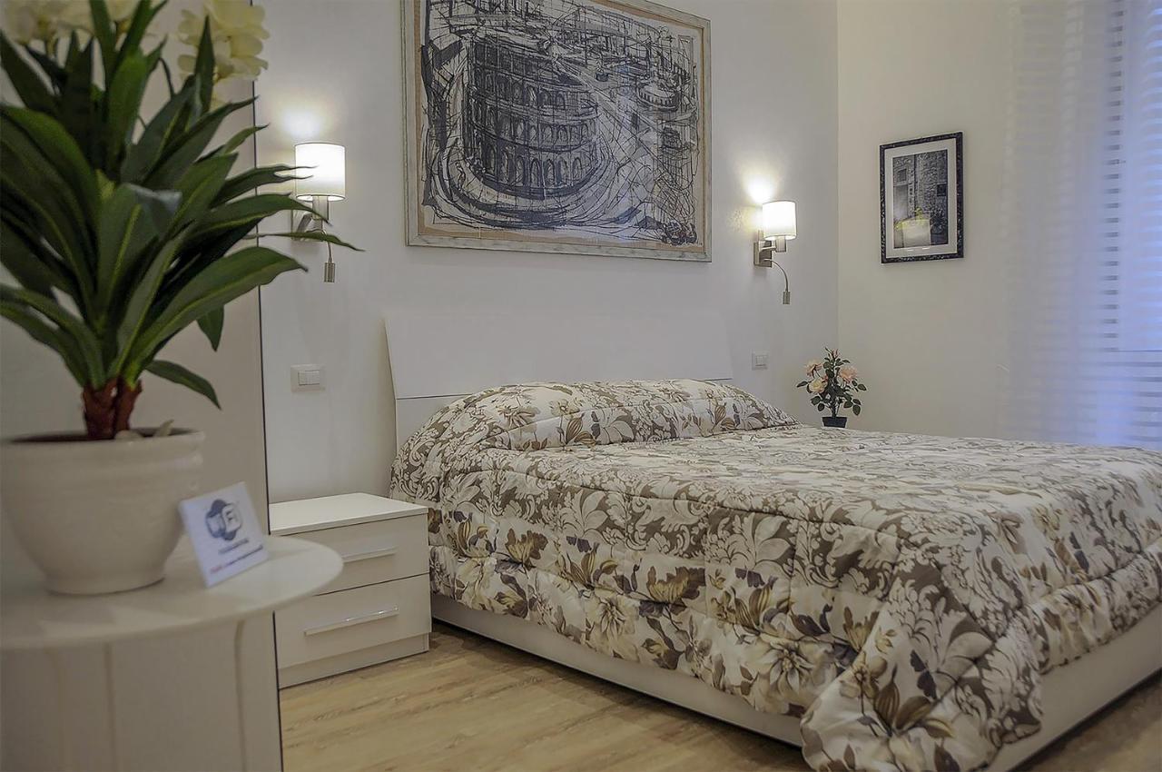 Double Room with Private Bathroom,930170938:JPEG