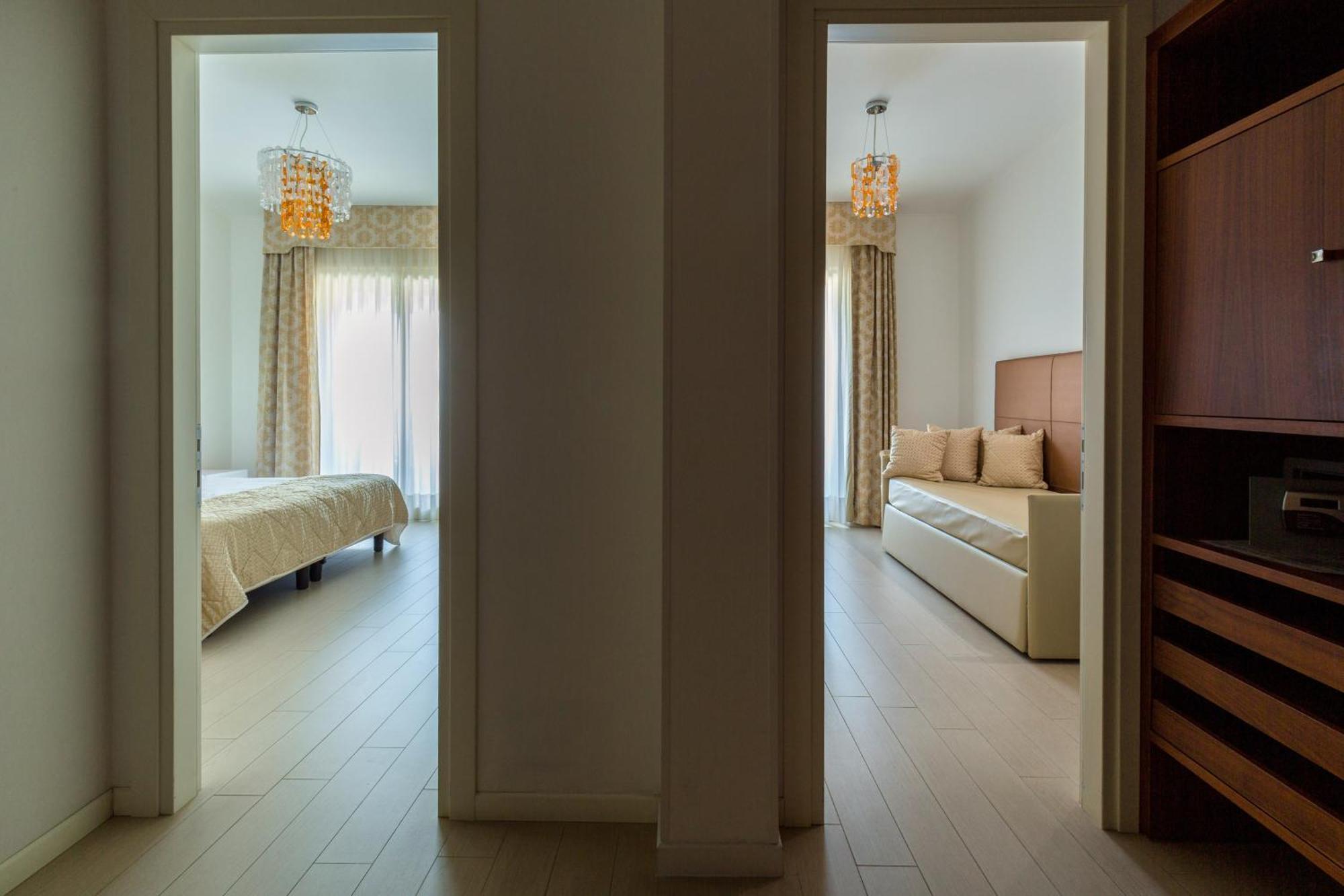 Suite Familiare con Vista Lago Parziale e Accesso Spa