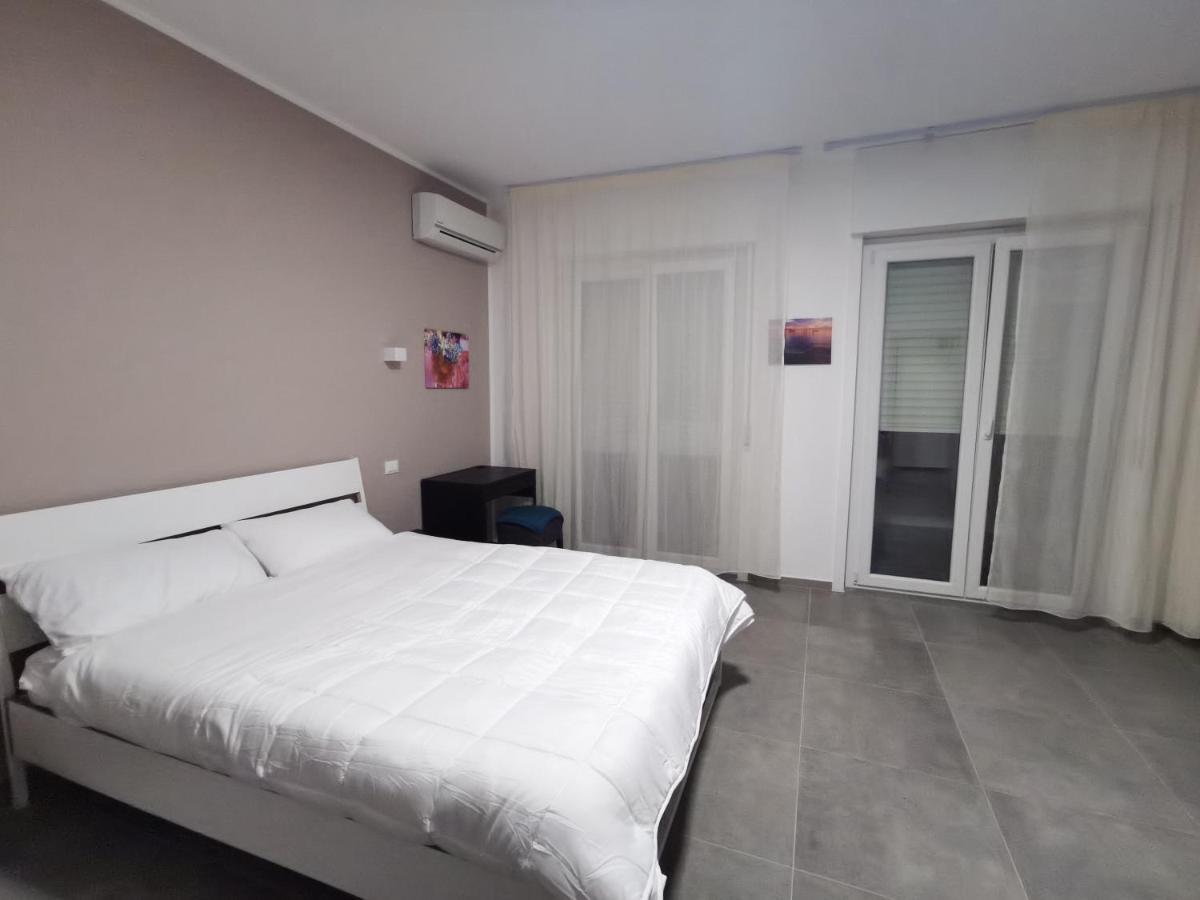 Double Room with Private Bathroom,948944545:JPEG