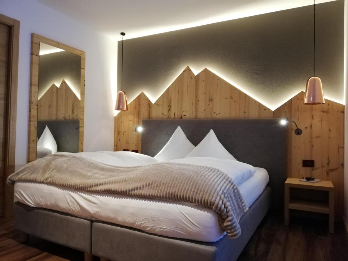 Superior Double or Twin Room Garden View