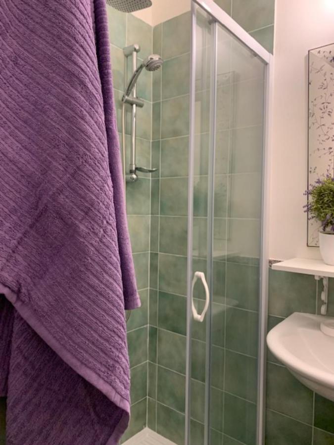 Camera Matrimoniale con Bagno Privato
