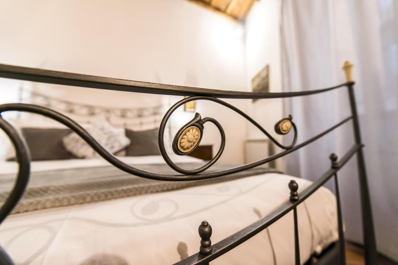 Double Room with Private Bathroom,978588370:JPEG
