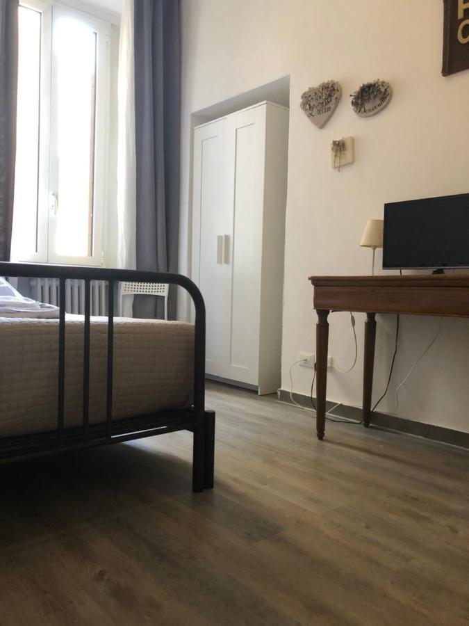 Camera Singola con Bagno Privato