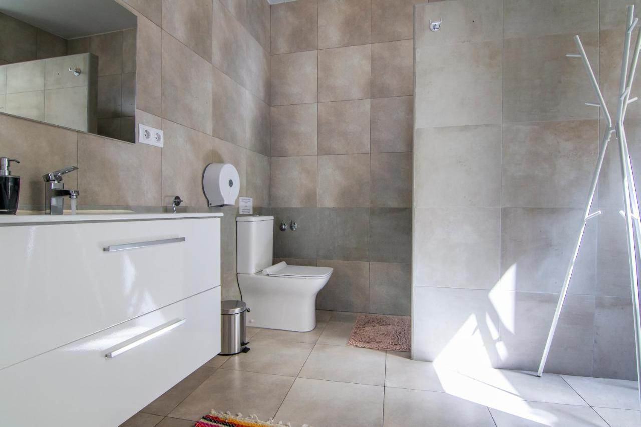 Triple Room with City View,993772993:JPEG