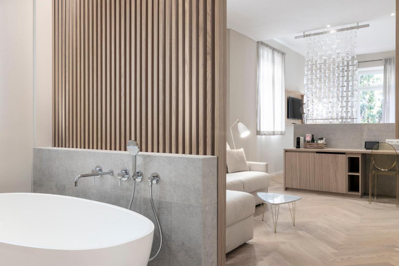 Design Suite Balcony Bathtub,1244322487:JPEG