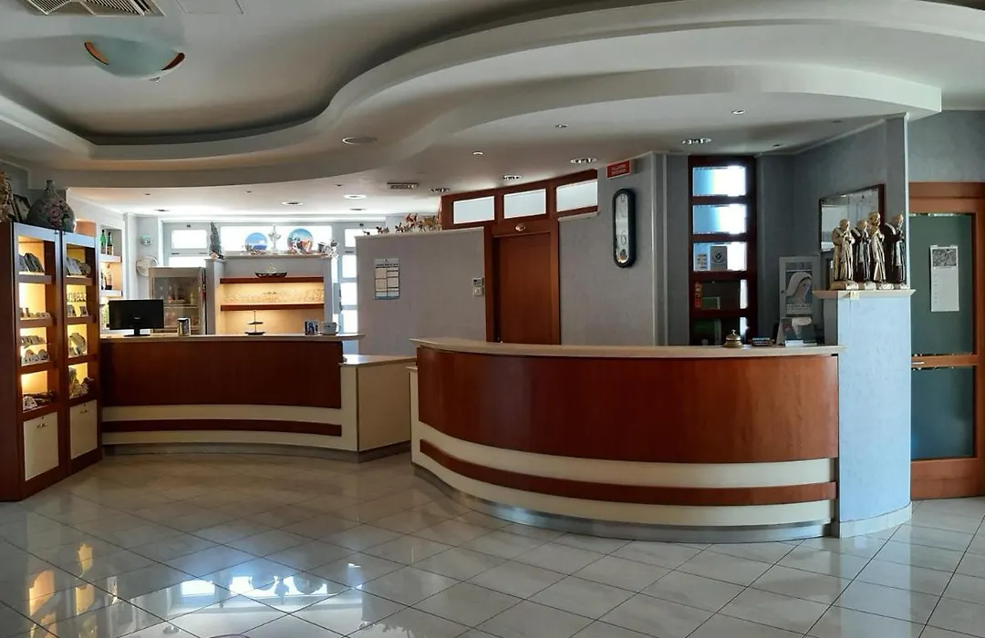 Hotel Pegaso-1