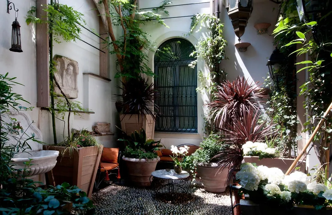Petit Palais Hotel De Charme-1