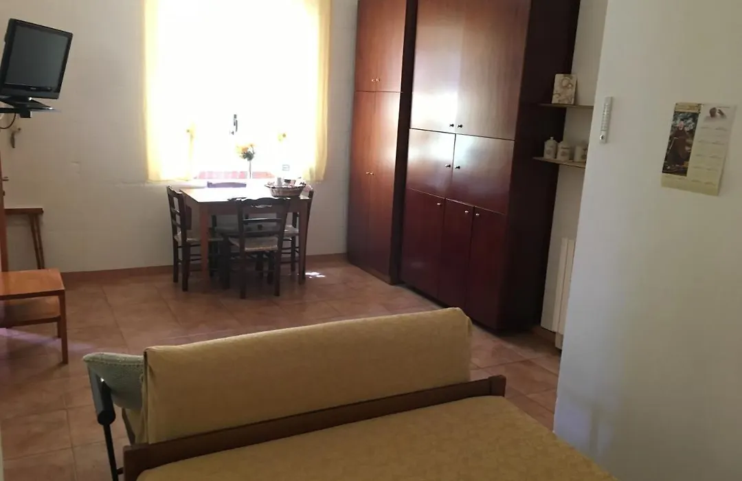 B&B Leggieri Villa Siria-1