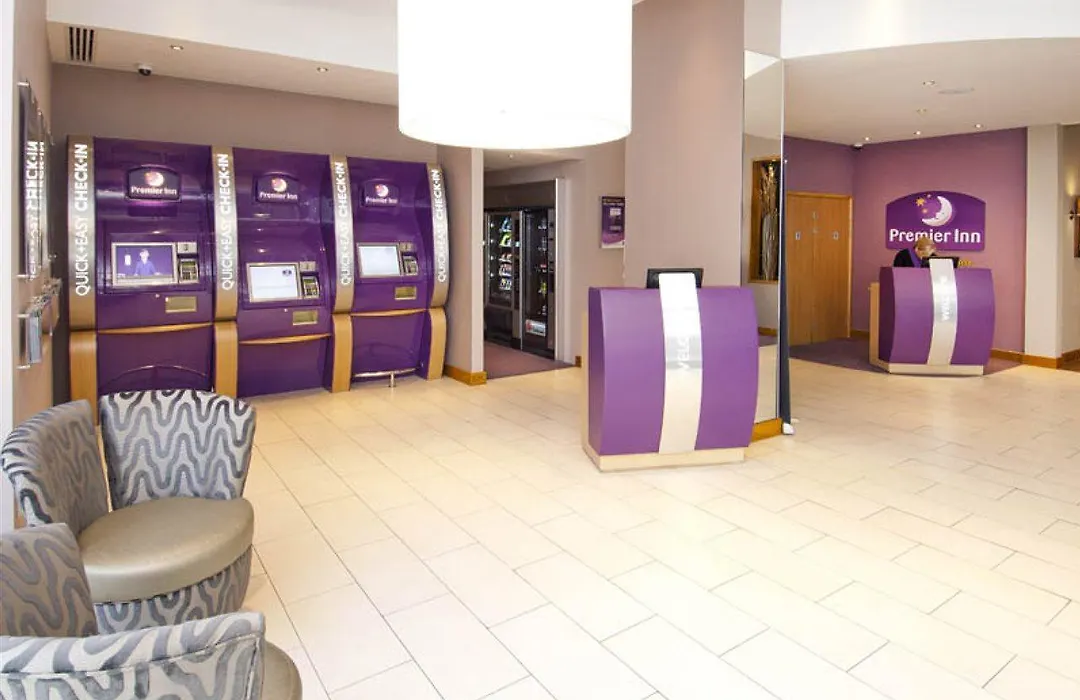 Premier Inn London City - Old Street-1