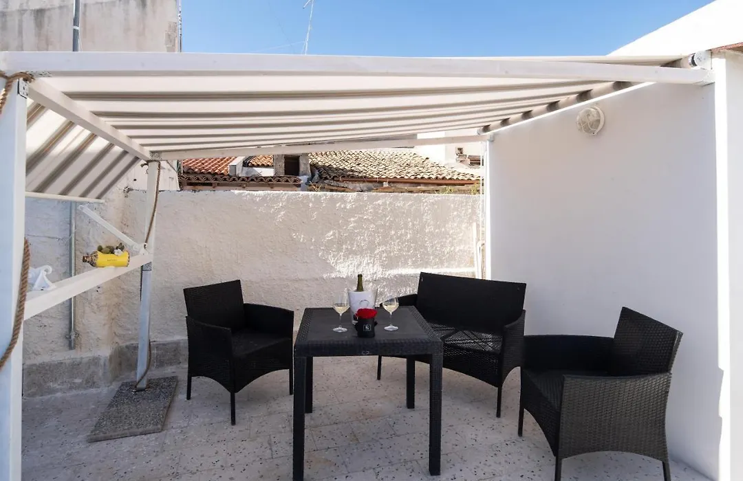Ortigia Terrace Sea View-1