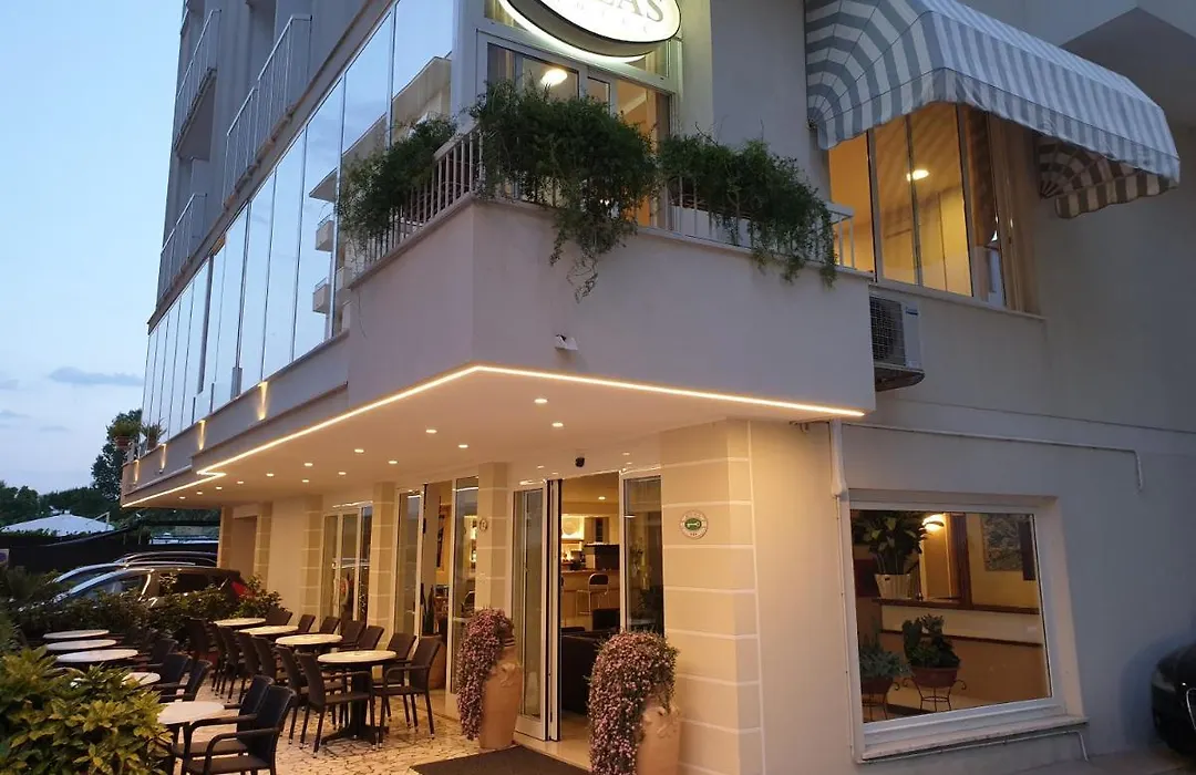 Hotel Atlas-1