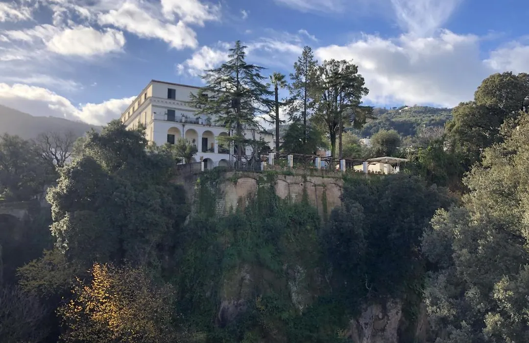 Relais La Rupe-1