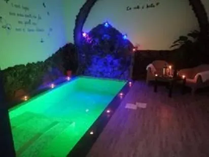 Diamond Rooms-1