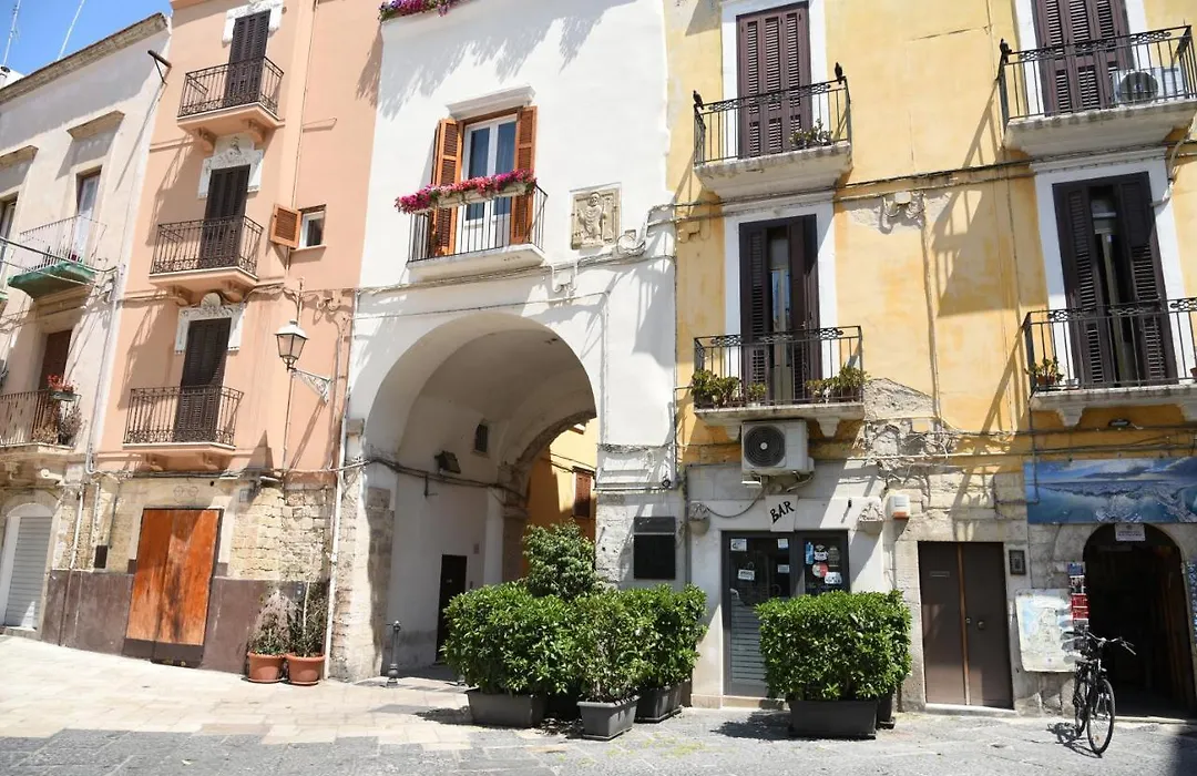 HOLIDAY via tancredi corte trecantaia 11-1