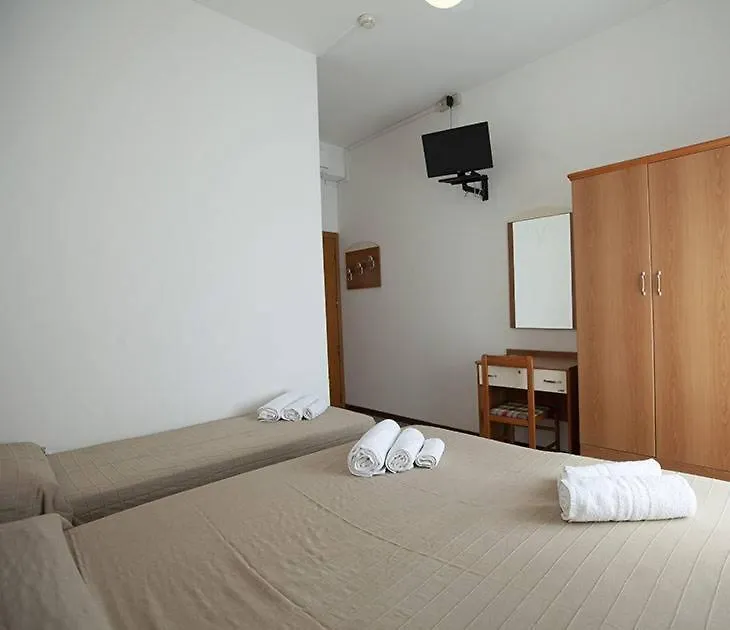Hotel Isabell-1
