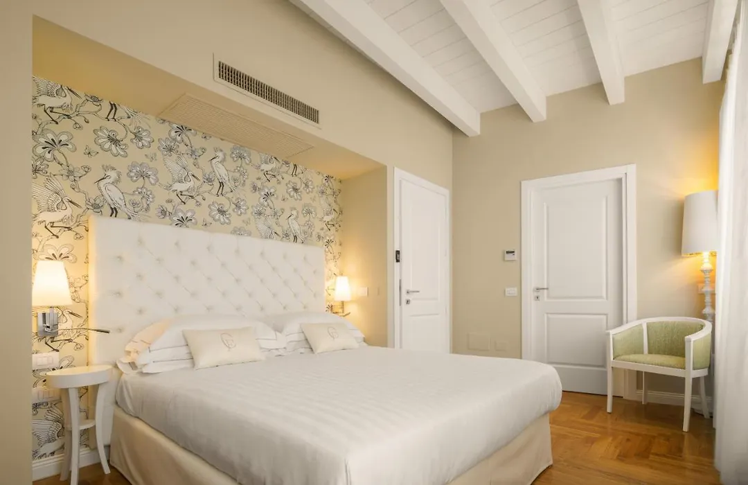 Boutique Hotel Carlo Felice-1