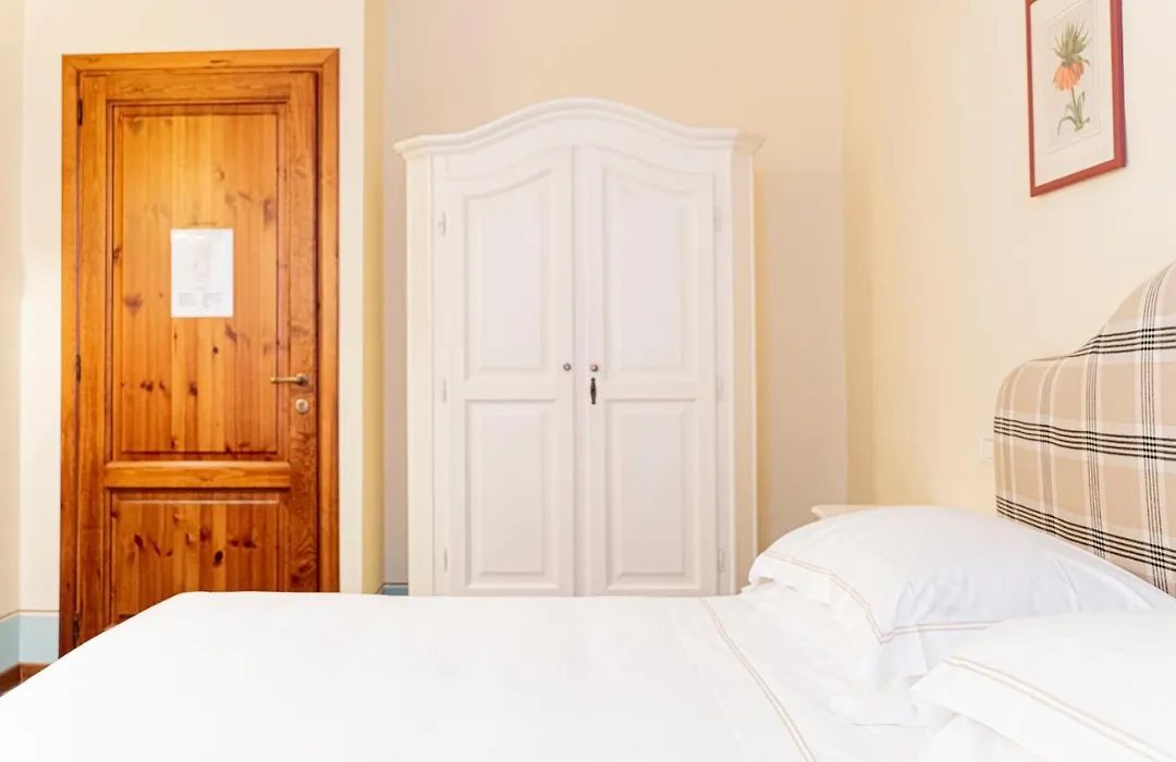 Casa Uffizi XIII Century Tower House Boutique Hotel-1