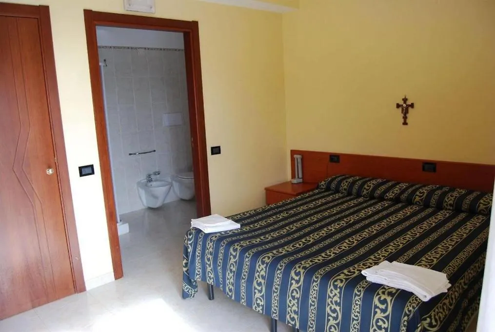 Hotel Il Chierichetto-1