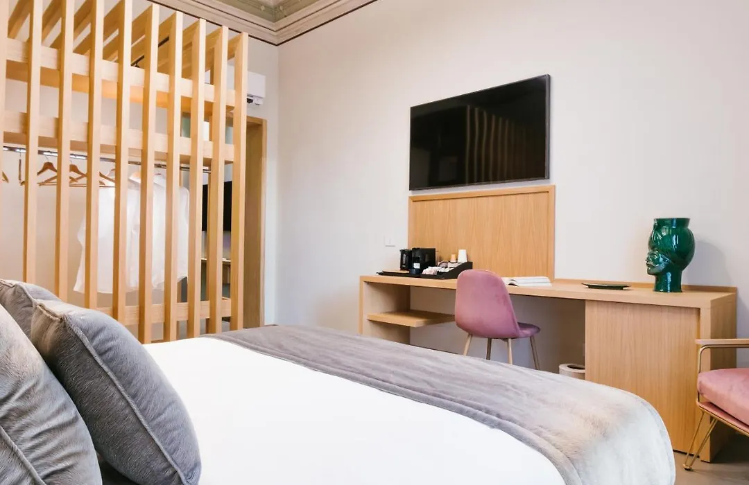 Etnea Suite 270-1