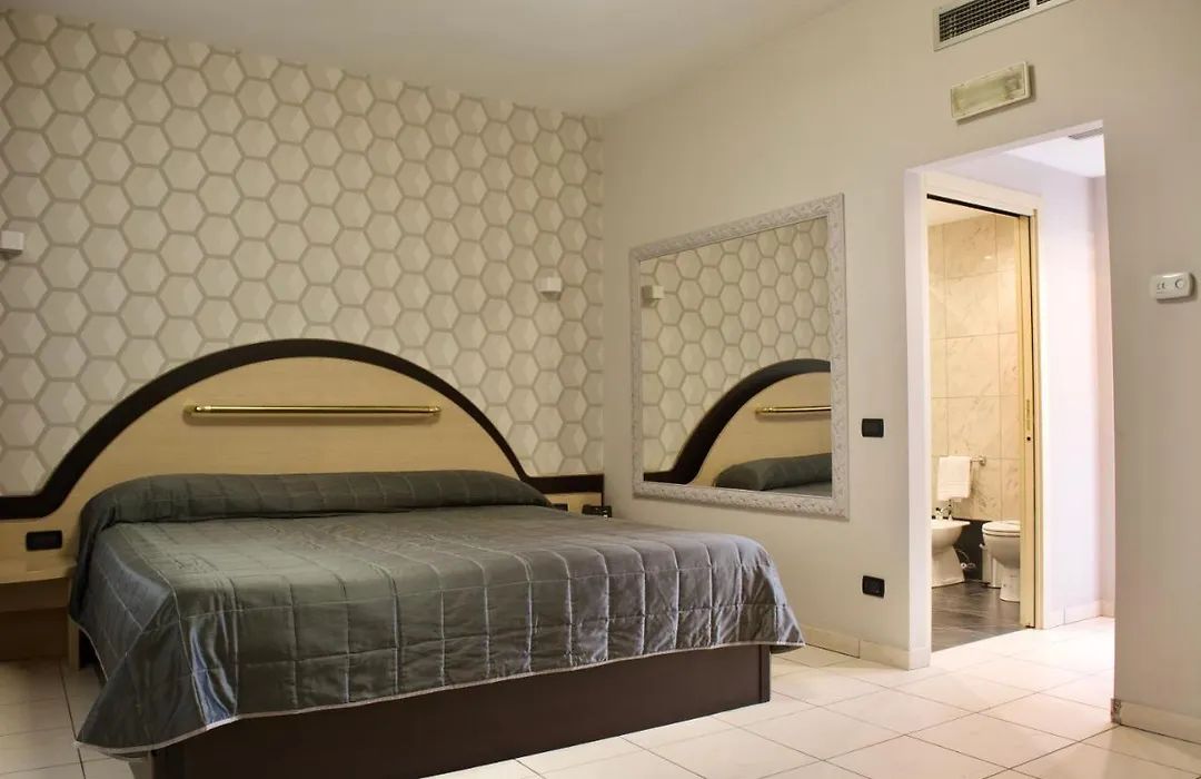 Sechi Hotel Milano-1
