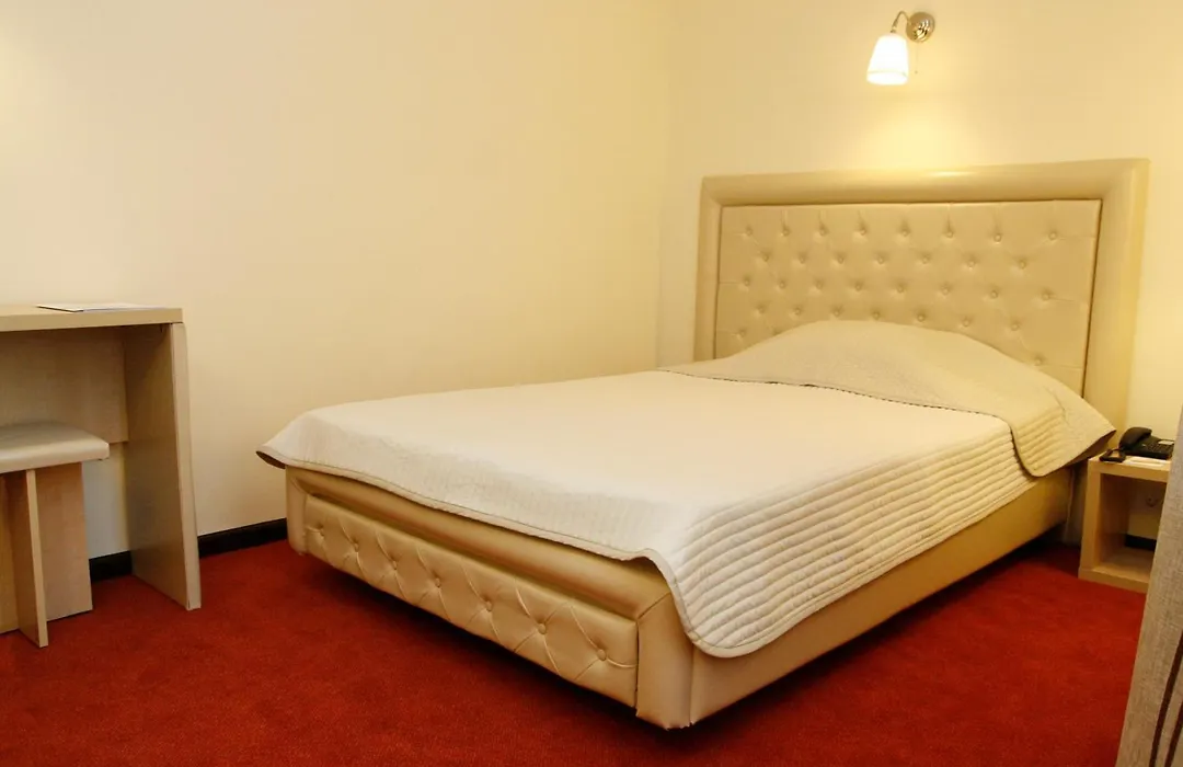 Capitol Hotel-1