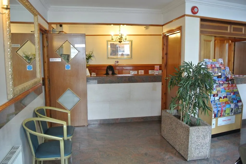 Carlton Hotel-1