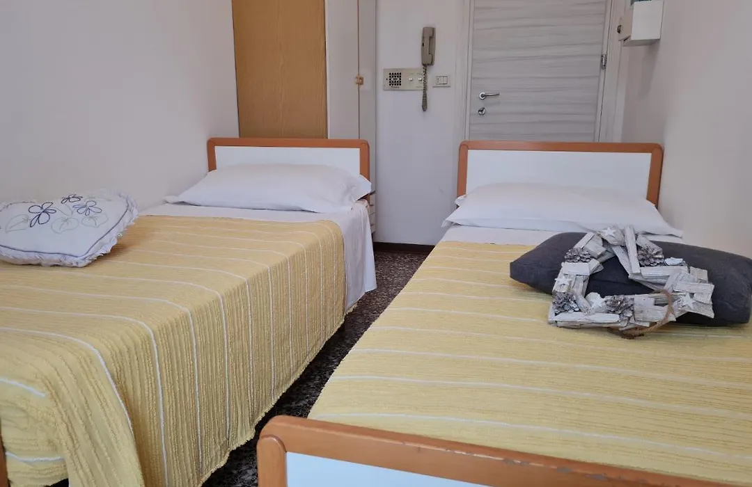 Hotel Marconi Miramare-1