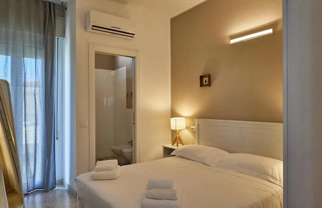 Hotel Spring-1