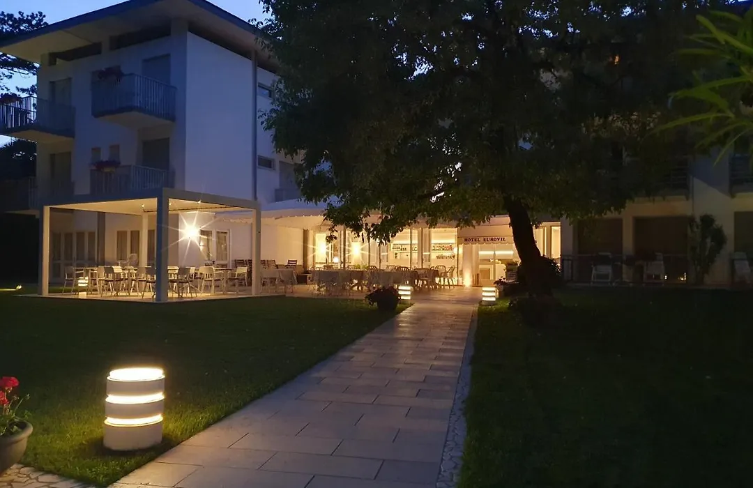 Hotel Eurovil Garni-1