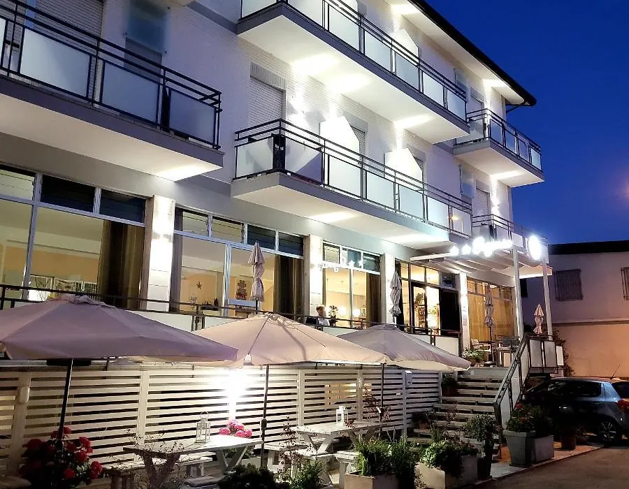 Hotel Eugenio-1