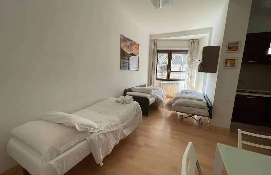 Luciano Laterani Guest House-1