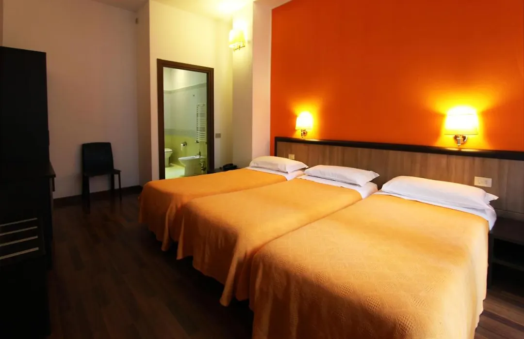Lux Hotel Durante-1