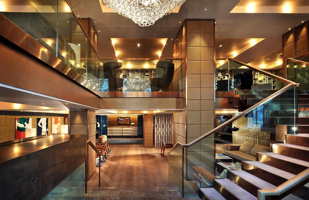 The Hari London-1